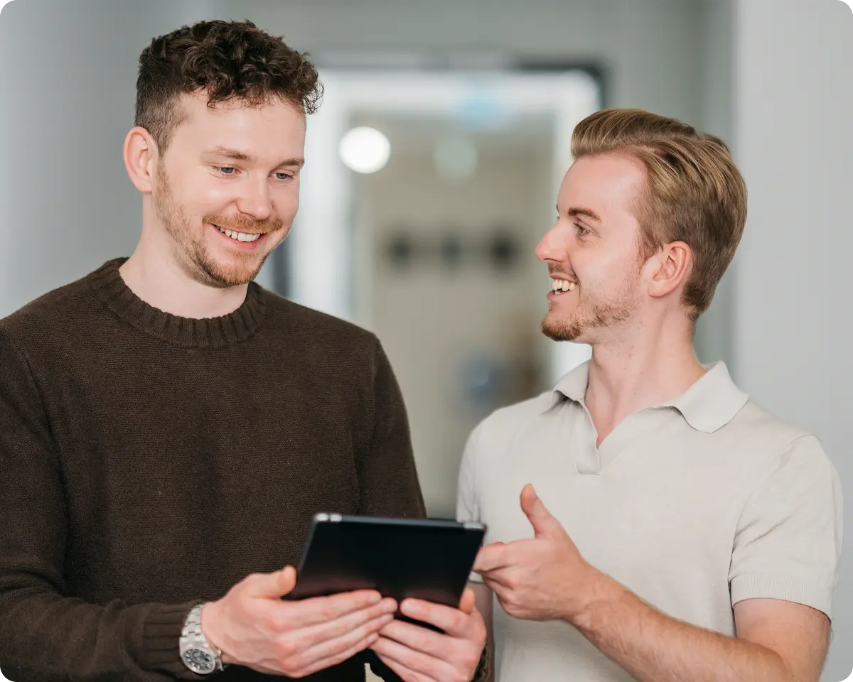 Bei Rang1 planen wir die SEO-Strategien, die du brauchst, damit deine Website bei Google ganz oben landet.